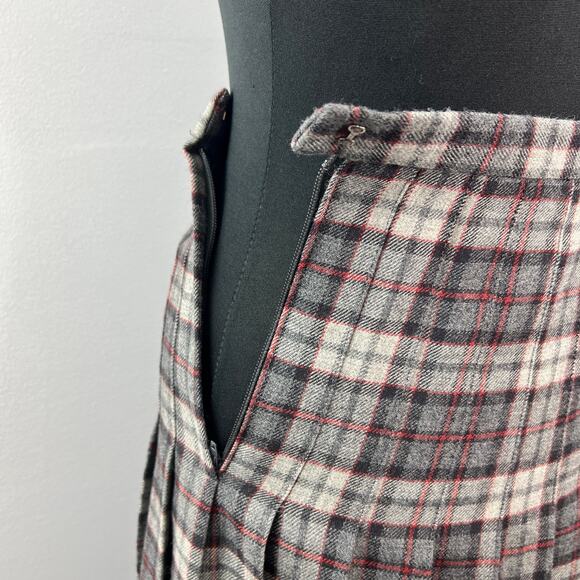 VINTAGE Schrader Sport New York Plaid Pleated Skirt Preppy Academia Gray Beige 4 - Picture 7 of 10